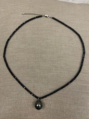 Elegant Black Spinel Bead Necklace with Tahitian Baroque Pearl Pendant